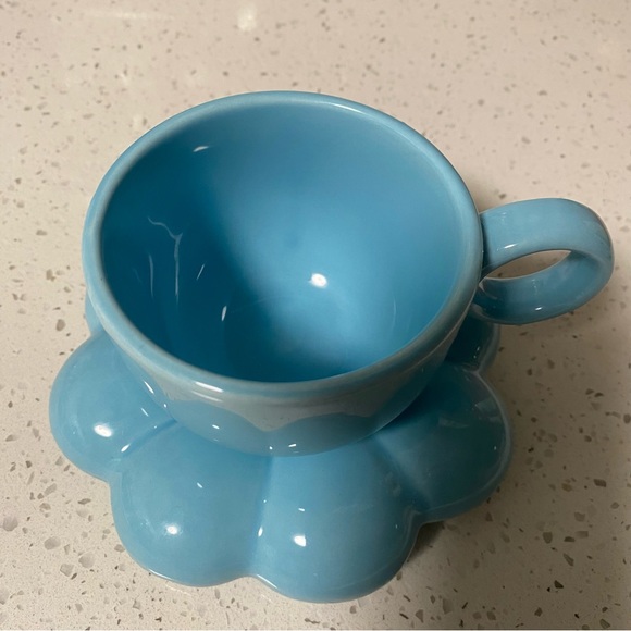 Cloud Saucer And Cup Set - Picture 13 of 13